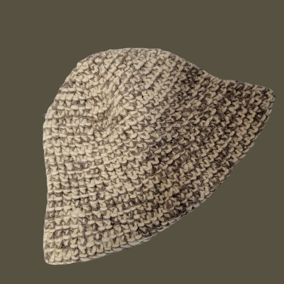 Vintage 100%‎ Wool Crochet Hat Helen Damon For Collab Hand Made USA - Picture 1 of 6